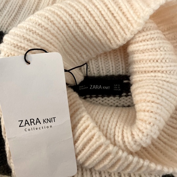 “ZARA” Cropped Turtleneck Sweater - Picture 12 of 15